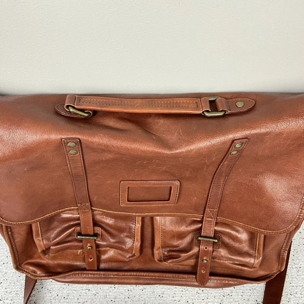 Red Envelope Leather Excursion Messenger Bag Briefcase Laptop Travel Business